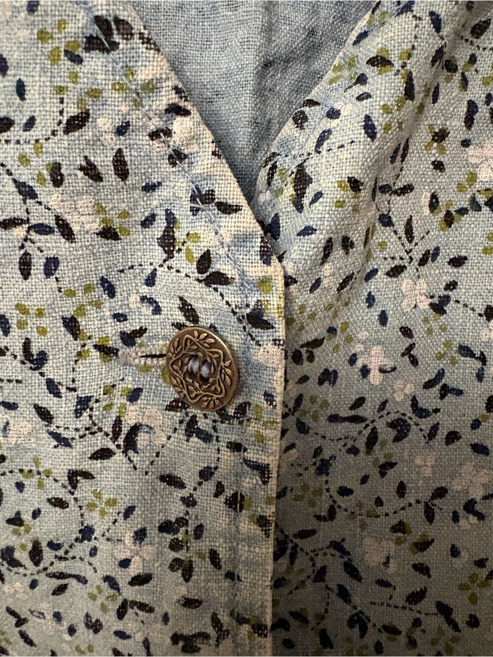 Vintage  Requirements Light Blue Floral Button Front Top - Picture 2 of 5